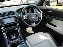 Jaguar Xe 2.0d 180 PS R-Sport Auto (Sat Nav+WINTER PACK+Two Tone Leather+Two Tone Wheels+XENONS+REAR CAMERA) - Thumb 30