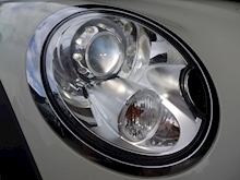 Mini Mini Cooper S 1.6 CHILI Pack Auto (PANORAMIC ROOF+SAT NAV+BLUETOOTH+HEATED Lounge LEATHER+XENONS+PDC) - Thumb 8