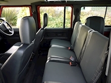 Land Rover Defender 110 TD5 XS 9 Seater Station Wagon (Air Con+Heated Seats+Sat Nav+Snokal+Rear Camera) - Thumb 20