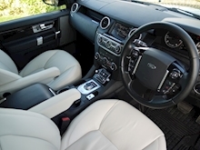 Land Rover Discovery 3.0 SDV6 HSE (IVORY Leather+BLACK Pack+PIANO Black Trim+HEATED S/Wheel+Side Steps+Park Heating) - Thumb 4
