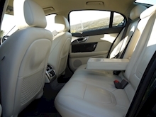 Jaguar Xf 2.2d Premium Luxury 200ps (MERIDAN Audio+KEYLESS+Parking Pack+Rear CAMERA+BLIND Spot Monitoring) - Thumb 29