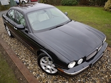 Jaguar Xj 3.0 V6 Sport (XENONS+IVORY Sport Leather+Dechromed+XJR Mesh Grill+Outstanding) - Thumb 34