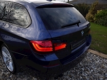 BMW 5 Series 530D M Sport Touring PLUS (VDC Variable Damper Control+MEDIA Pk+SAT NAV+DAB+Harmon Kardon) - Thumb 30