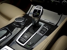 BMW 5 Series 530D M Sport Touring PLUS (VDC Variable Damper Control+MEDIA Pk+SAT NAV+DAB+Harmon Kardon) - Thumb 9