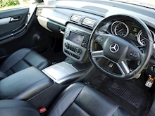 Mercedes R Class R350 CDi 4Matic NEW MODEL (HUGE Spec+AMG Sport Pack+EXCLUSIVE Leather+Rear Camera+20