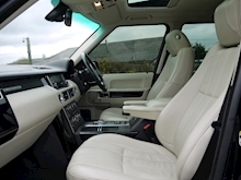 Land Rover Range Rover 4.4 TDV8 Vogue SE (Ivory Leather+TOW Pack+PRIVACY+Range Rover History) - Thumb 28