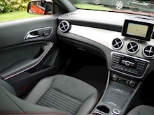 Mercedes Cla CLA220 CDi AMG Sport (NIGHT Pack+PANORAMIC Roof+MEMORY Pack+Privacy+1 Owner+MERCEDES History) - Thumb 19
