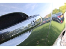 Jaguar Xf 3.0D V6 S Premium Luxury 275ps (Facelift 2013 Model+Parking Pack+REAR Camera+High Beam Assistant) - Thumb 31