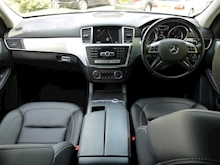 Mercedes M-Class ML350 Bluetec Special Edition (COMAND Sat Nav+Running Boards+Rear Park+CRUISE+ELECTRIC Seats) - Thumb 17