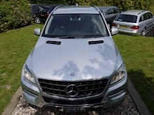 Mercedes M-Class ML350 Bluetec Special Edition (COMAND Sat Nav+Running Boards+Rear Park+CRUISE+ELECTRIC Seats) - Thumb 3