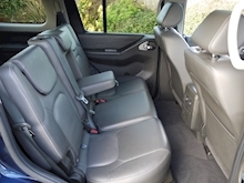 Nissan Pathfinder 2.5 DCi Tekna 7 Seater Auto (SAT NAV+Bluetooth+TOW Bar+Rear CAMERA+Sunroof+HEATED Seats+History) - Thumb 36
