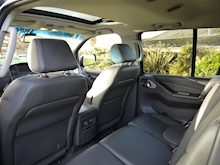 Nissan Pathfinder 2.5 DCi Tekna 7 Seater Auto (SAT NAV+Bluetooth+TOW Bar+Rear CAMERA+Sunroof+HEATED Seats+History) - Thumb 46