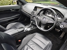 Mercedes-Benz E Class E350 CGi Blueefficiency Sport (Full Leather+Surround Sound Harmon Kardon LOGIC 7+Airscarf+History) - Thumb 29