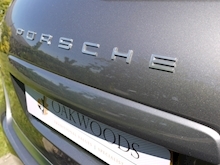 Porsche Cayenne 3.0D V6 Tiptronic S (Air Suspension+PCM+Tel Module+Voice+Seat Heating+History) - Thumb 36