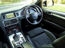 Audi Q7 3.0 TDi Quattro S Line 8 Speed Auto (HDD Sat Nav+HEATED Seats+Full AUDI History) - Thumb 24