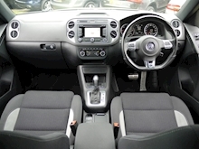 Volkswagen Tiguan R Line TDi Bluemotion TECH 4Motion DSG (4WD+Auto+Sat Nav+BLUETOOTH+Rear Park Sensing) - Thumb 1