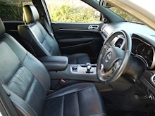 Jeep Grand Cherokee V6 CRD Limited Plus (Heated Steering Wheel+KEYLESS+DAB+Sat Nav+Power Tailgate+Jeep History) - Thumb 5