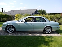 Jaguar Xj 3.0 V6 Sovereign (SAT NAV+IVORY Ruched Leather+MEMORY Pack+HEATED Seats All Round+MODERN CLASSIC) - Thumb 2