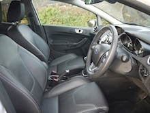 Ford Fiesta Titanium X TDCi (Sat Nav+LEATHER+Keyless+HEATED Seats+5 Ford Services+One Off Example) - Thumb 5