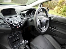 Ford Fiesta Titanium X TDCi (Sat Nav+LEATHER+Keyless+HEATED Seats+5 Ford Services+One Off Example) - Thumb 25