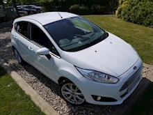 Ford Fiesta Titanium X TDCi (Sat Nav+LEATHER+Keyless+HEATED Seats+5 Ford Services+One Off Example) - Thumb 20