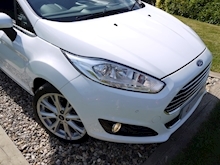 Ford Fiesta Titanium X TDCi (Sat Nav+LEATHER+Keyless+HEATED Seats+5 Ford Services+One Off Example) - Thumb 22