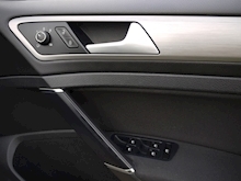 Volkswagen Golf 2.0 SE Tdi Bluemotion Technology (ADAPTIVE Cruise+POWER Mirrors+CD Player+Outstanding) - Thumb 22