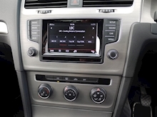 Volkswagen Golf 2.0 SE Tdi Bluemotion Technology (ADAPTIVE Cruise+POWER Mirrors+CD Player+Outstanding) - Thumb 7