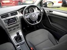 Volkswagen Golf 2.0 SE Tdi Bluemotion Technology (ADAPTIVE Cruise+POWER Mirrors+CD Player+Outstanding) - Thumb 16