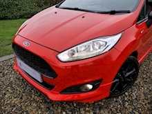 Ford Fiesta 1.0 Eco Boast St-Line Red Ed 140ps (2 Owner+30 Tax Per Year+Full FORD History) - Thumb 21