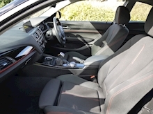 BMW 2 Series 218D Sport (Sat Nav+MEDIA Pack Pro+Comfort Pack+F&R PDC+Full History) - Thumb 19