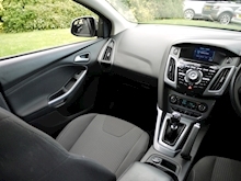 Ford Focus Titanium Navigator (Sat Nav+Alloys+DAB+Bluetooth+Power Mirrors+Ford History) - Thumb 16