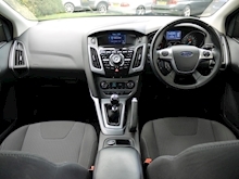 Ford Focus Titanium Navigator (Sat Nav+Alloys+DAB+Bluetooth+Power Mirrors+Ford History) - Thumb 3