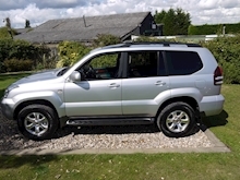 Toyota Land Cruiser Invincible D-4D 8 Str (8 Seater+Just 2 Owners+Service History+RARE Low Mileage Example) - Thumb 31
