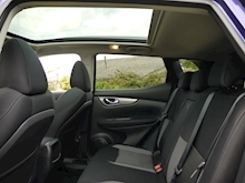 Nissan Qashqai N-Connecta (Sat Nav+360 Camera Pack+DAB+Panoramic Glass Roof+Cruise) - Thumb 42