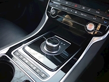 Jaguar XE 2.0d R-Sport 180 BHP (PANORAMIC Glass Roof+Heated Seats+Jaguar History) - Thumb 28