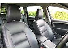 Volvo XC70 D4 SE Lux AWD Nav (1 PRIVATE Owner+Full VOLVO History+SAT NAV+DAB Audio Pack) - Thumb 23