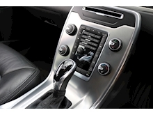 Volvo XC70 D4 SE Lux AWD Nav (1 PRIVATE Owner+Full VOLVO History+SAT NAV+DAB Audio Pack) - Thumb 13