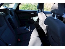 Ford Focus Titanium Navigator 1.6 Petrol Auto (Sat Nav+Rear Camera+ULEZ Free In London+DAB Audio) - Thumb 35