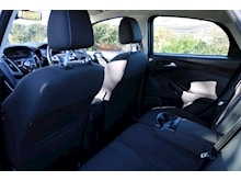 Ford Focus Titanium Navigator 1.6 Petrol Auto (Sat Nav+Rear Camera+ULEZ Free In London+DAB Audio) - Thumb 39
