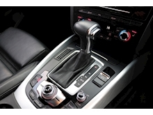 Audi Q5 TDI Quattro S Line Plus Special Edition (HDD SAT NAV+HEATED Seats+POWER Tailgate+Flat Bottom Wheel) - Thumb 3