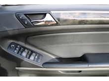 Mercedes-Benz M Class ML350 CDI BlueEFFICIENCY Sport (COMMAND Sat Nav+ParkTronic+ELECTRIC, HEATED Seats+Rear DVD+PRIVACY) - Thumb 21