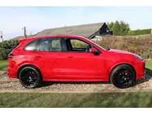 Porsche Cayenne 3.6T GTS Tiptronic (PAN ROOFf+Air Suspension+DAB+PCM+Voice+CAMERA+Only 9,000 Miles) - Thumb 2