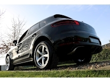 Porsche Macan T (ULEZ Free+14 Way Electric MEMORY Seats+PRIVACY+PCM+Power Mirrors & Tailgate) - Thumb 16