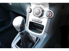 Ford Fiesta Zetec S (Privacy+Air Con+Heated Screen+USB+Full History) - Thumb 15