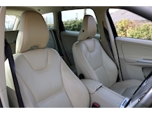 Volvo XC60 2.4 D5 SE Lux AWD Auto (Cream LEATHER+11 Volvo Stamps+Electric, HEATED Seats+BLUETOOTH+Tow Pack) - Thumb 35