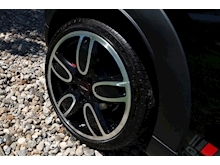 MINI Hatch John Cooper Works (MEDIA XL+Adaptive Suspension+PDC+Black Pack+Quick Silver Sport Exhaust) - Thumb 13