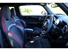 MINI Hatch John Cooper Works (MEDIA XL+Adaptive Suspension+PDC+Black Pack+Quick Silver Sport Exhaust) - Thumb 11
