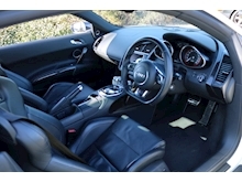 Audi R8 V10 Plus Quattro (Sat Nav PLUS+Carbon Package+Carbon Brakes+Rear CAMERA+B&O Pack) - Thumb 1