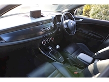 Alfa Romeo Giulietta 1.8 TBi Cloverleaf 235 BHP (SAT NAV+Leather+PAN ROOF+HEATED Seats+DNA+Xenons) - Thumb 1